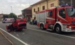 Auto si ribalta: una persona resta incastrata all'interno