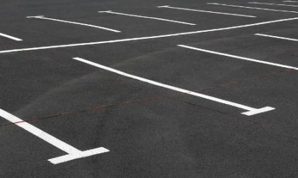 Castelletto: nel parco Sibilia un parcheggio da 60 posti, infuria la polemica