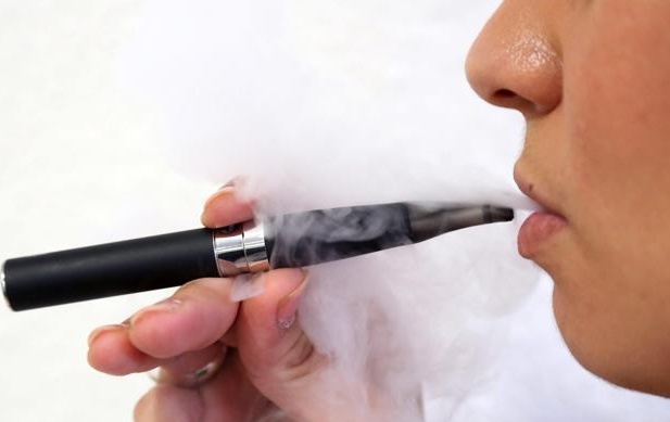 Sigaretta elettronica: anche svapare provoca il cancro