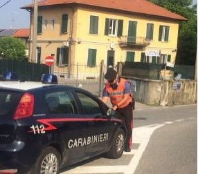 Varallo Pombia: ferisce il fratello con un bicchiere, arrestato