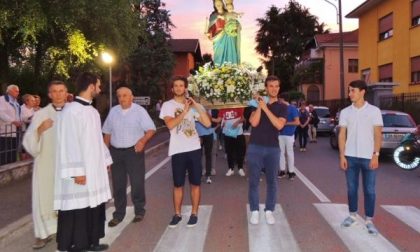 A Borgomanero la tradizionale processione in onore di Maria Ausiliatrice (FOTOGALLERY)