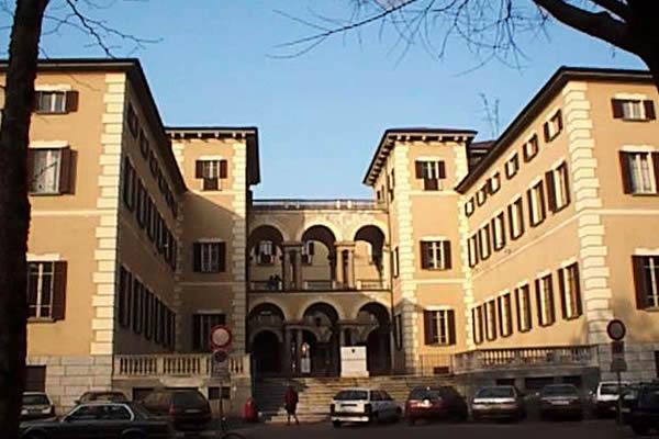 Accusati di circuire due anziani, condannati madre e figlio