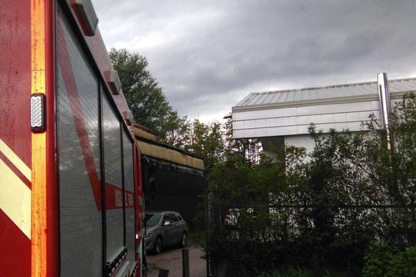 Danni da acqua e grandine in un’attività di Arona