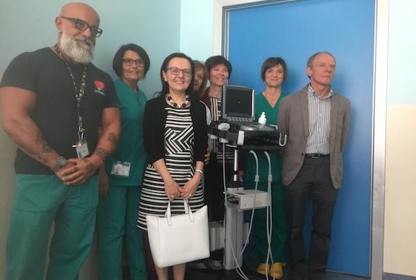 Donato un ecografo portatile al Dea dell’ospedale di Borgomanero