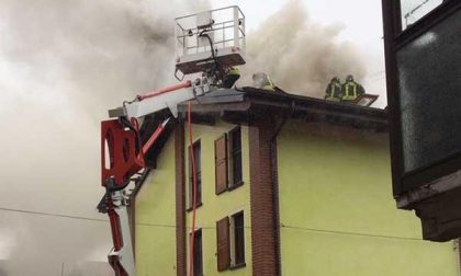 Fiamme da un’abitazione a Fara
