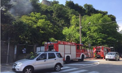 Arona: incendio nel parco della Rocca