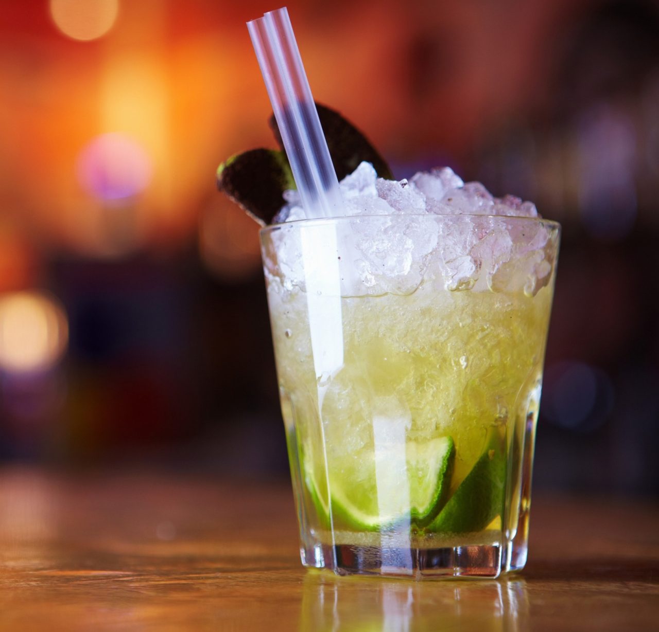 Cannuccia antistupro: cambia colore se nel drink c’è droga