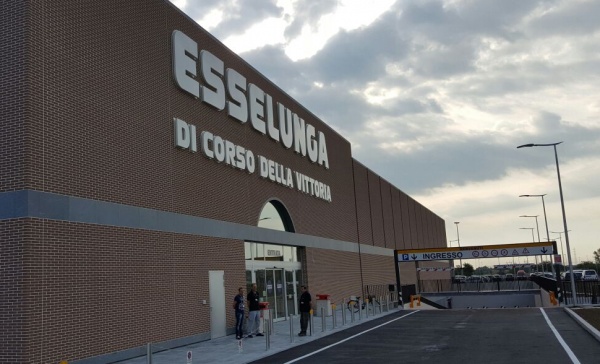 Inaugurata la nuova Esselunga di corso della Vittoria