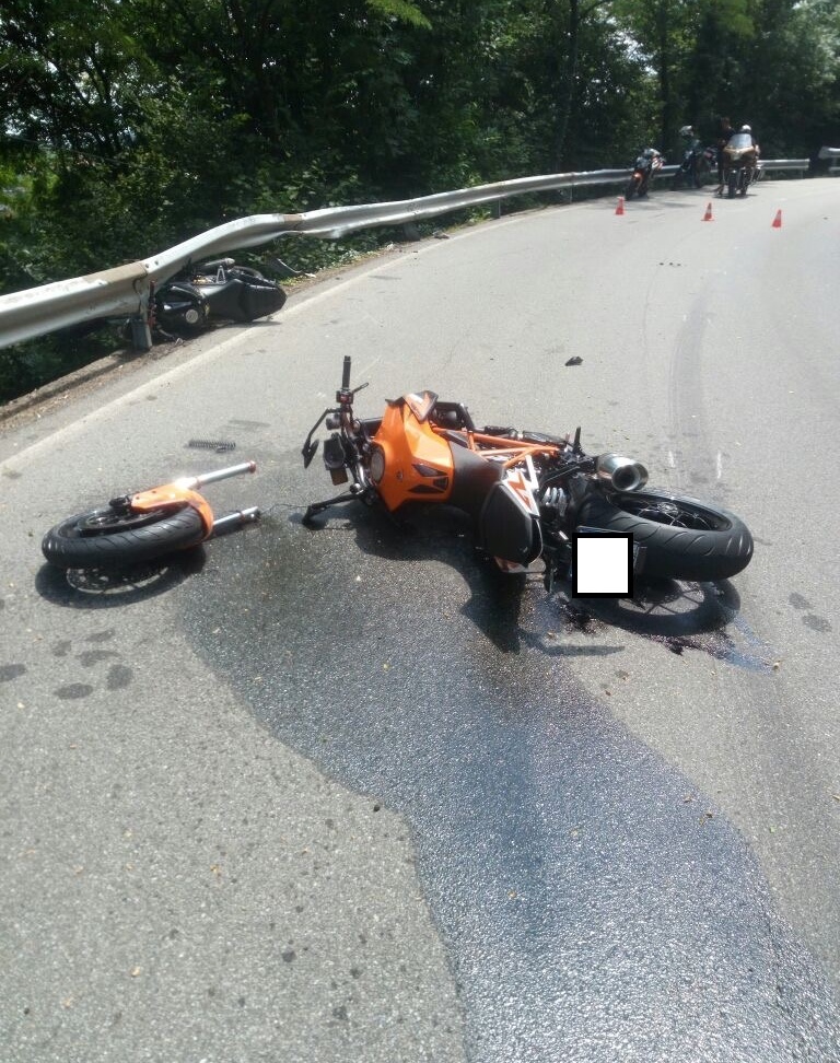 Terribile incidente: motociclista in rianimazione