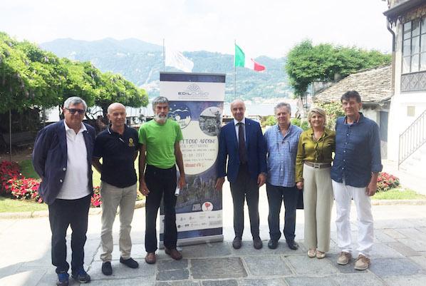 Presentata la prima Pedalata benefica in notturna Orta-Mottarone