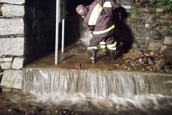 Temporale: molti gli interventi dei Vigili del fuoco