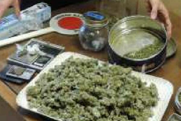 23enne in manette per spaccio a Cameri