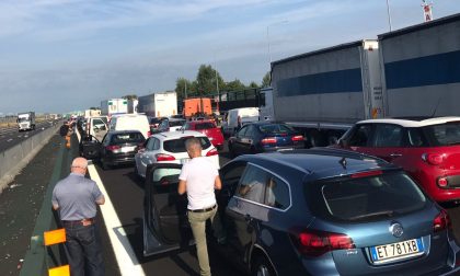 A4 bloccata per grave incidente