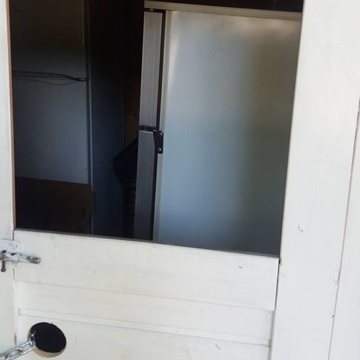 Ancora vandali contro il capanno della Pro loco, il presidente: “Ora basta, ci vuole tolleranza zero”