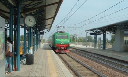 Arona: treni merci sempre più rumorosi, paura per le case