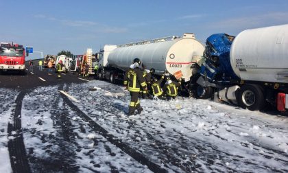 Incidente sulla A4: strada ancora chiusa