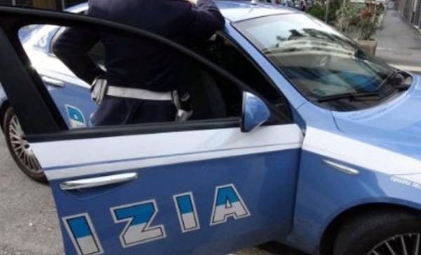 Lei lo rifiuta, lui la picchia e la stupra