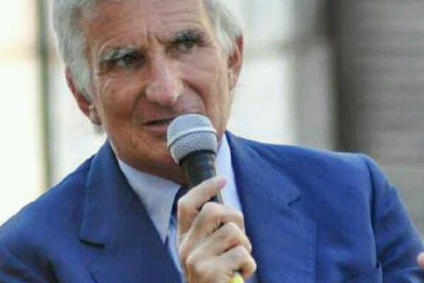 Arona, l’arco resterà in Italia fino a settembre