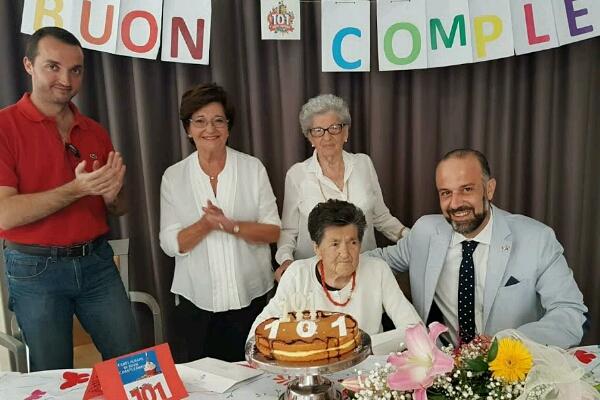 Centenarie novaresi in festa
