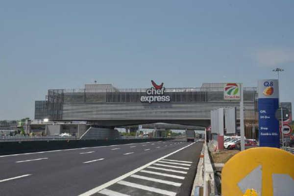 Il “Ponte” sull’autostrada porta al futuro