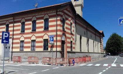 Nuovi marciapiedi attorno all'Oratorio parrocchiale