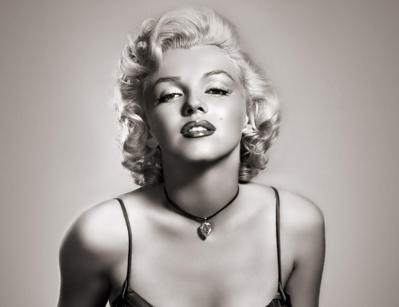 Accadde oggi, 5 agosto: Marilyn Monroe viene trovata morta