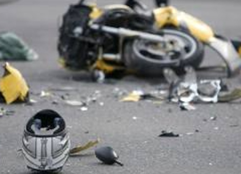 Ancora incidenti sulle strade: due motociclisti a terra
