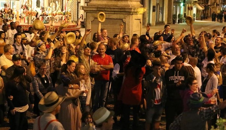 Questa sera in piazza Martiri i dj Molella e Fargetta