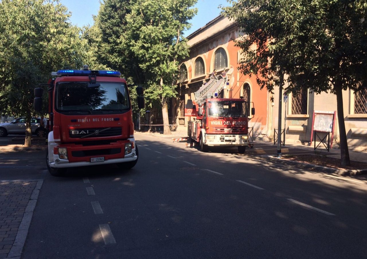Stadio a rischio: intervengono i vigili del fuoco