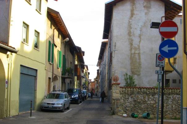 Riasfaltature in vista a Borgomanero