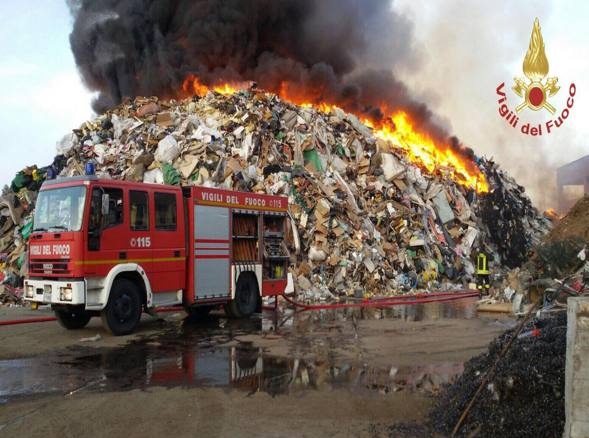 Anche nel Novarese l’incendio di Mortara fa paura