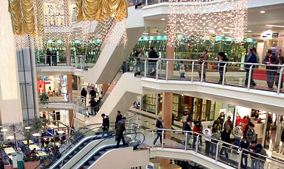 Centro commerciale a Veveri: mancano solo sette giorni