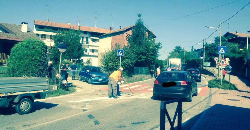 Maggiate: incidente tra auto e moto
