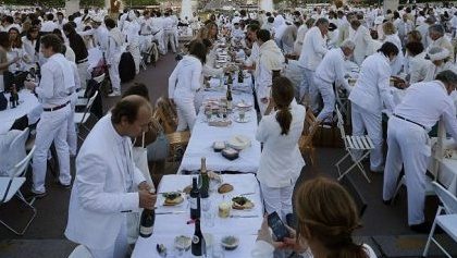 White party rinviata per il maltempo