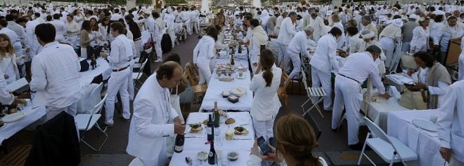 White party rinviata per il maltempo