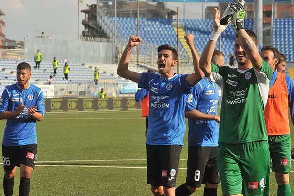 Il Novara Calcio vuole cavalcare l’onda