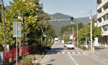 La chiusura della provinciale 229 divide il Lago d’Orta