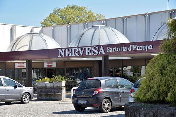 Ladri di vestiti a Biandrate