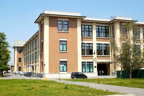 Università, riaperte le immatricolazioni per Farmacia, Ctf e Biotecnologie