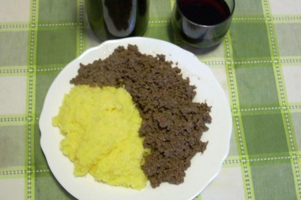 “5 Tapuloni per 1 progetto”, a Borgomanero sfida gastronomica benefica tra rioni