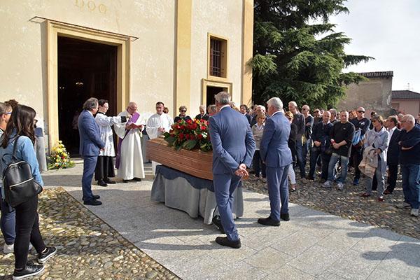 A Vicolungo l’addio a Gian Carlo Baragioli