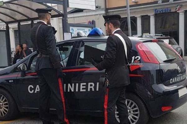 Aveva tentato di rapinare un anziano: individuato e denunciato