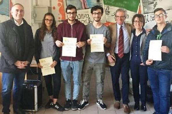 Borse di studio agli studenti meritevoli di Enaip