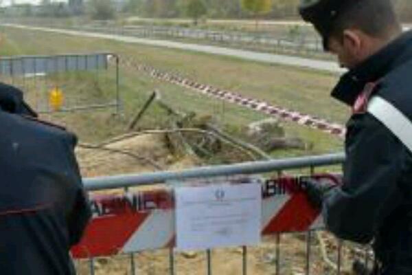 Cade mentre è in sella alla sua mountain bike e muore