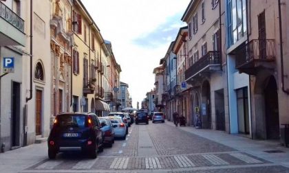 Corsi, la proposta: "Prima ora di sosta gratuita"