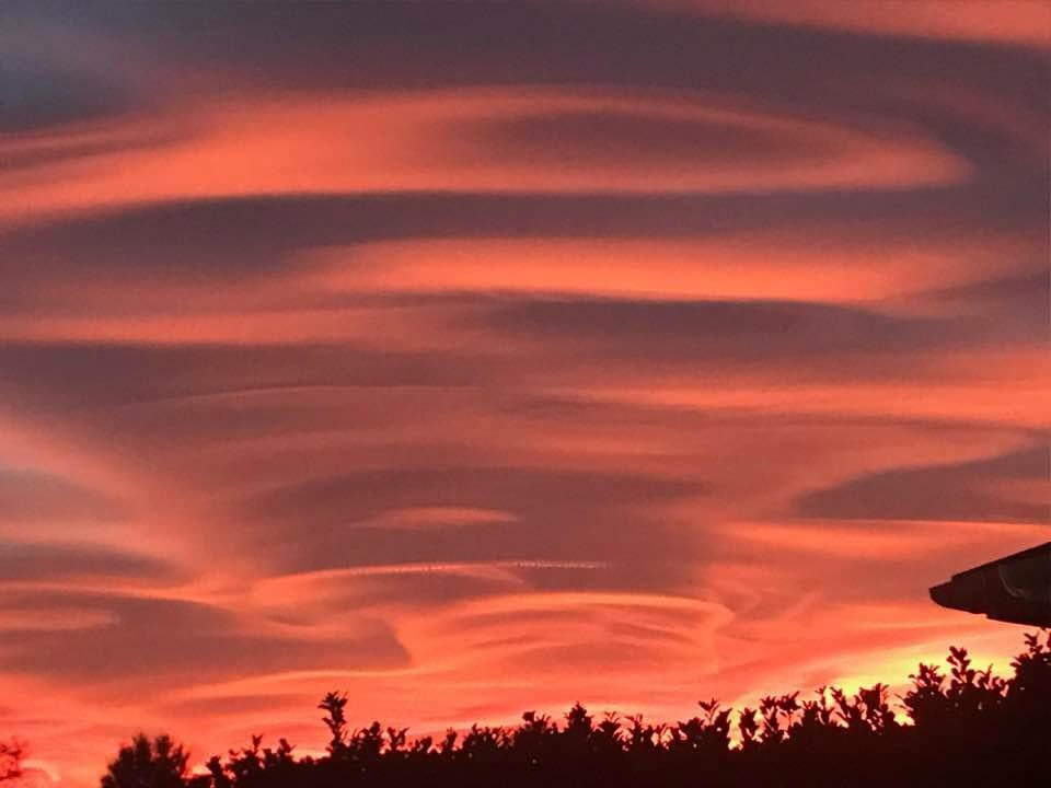 Tramonto mozzafiato ecco la spiegazione