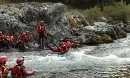 Vigili del Fuoco nel fiume per garantire sicurezza