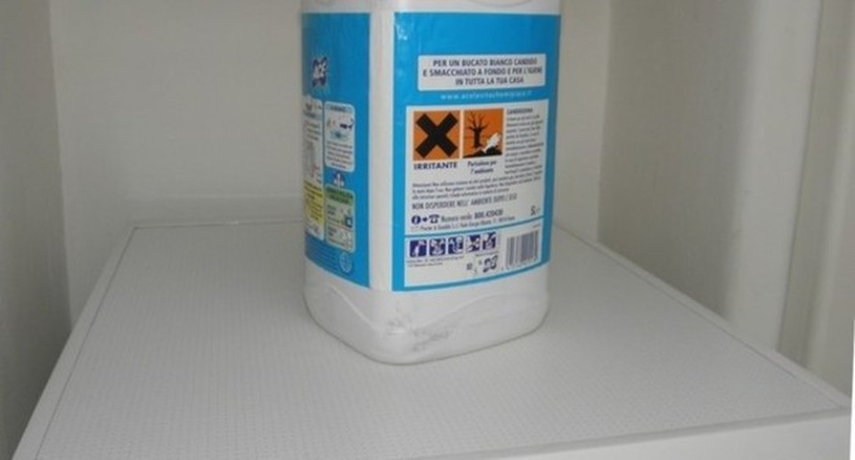 Beve candeggina salva per miracolo