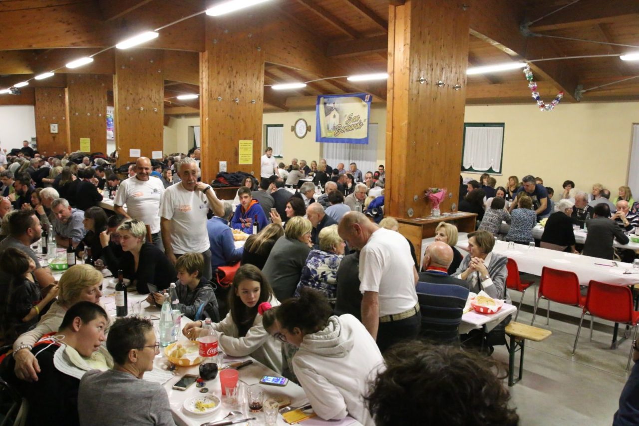 Tapulone record una sfida per la solidarietà