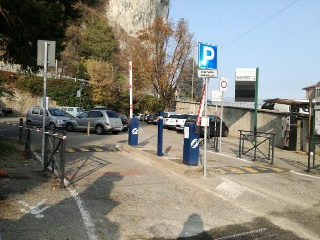 Più parcheggi in largo Compagnia dei quaranta